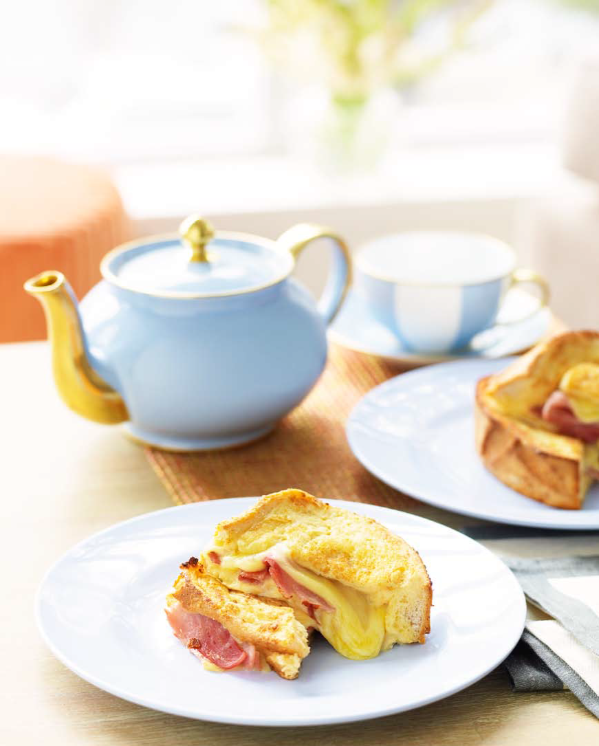French Toast stuffed with Ham and Fontina Cheese