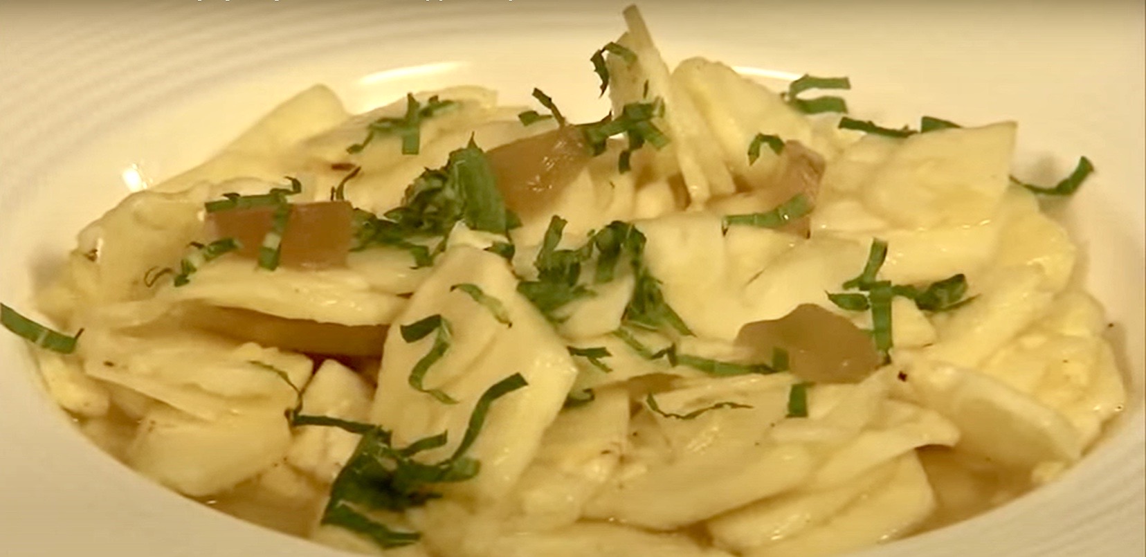 Easy Pineapple Carpaccio