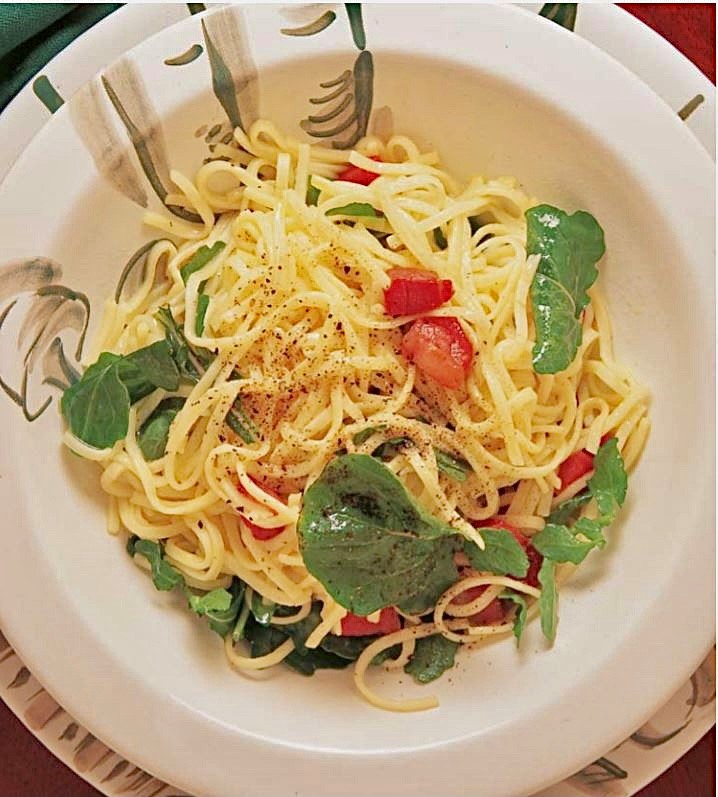 Spaghetti with Prosciutto and Rocket