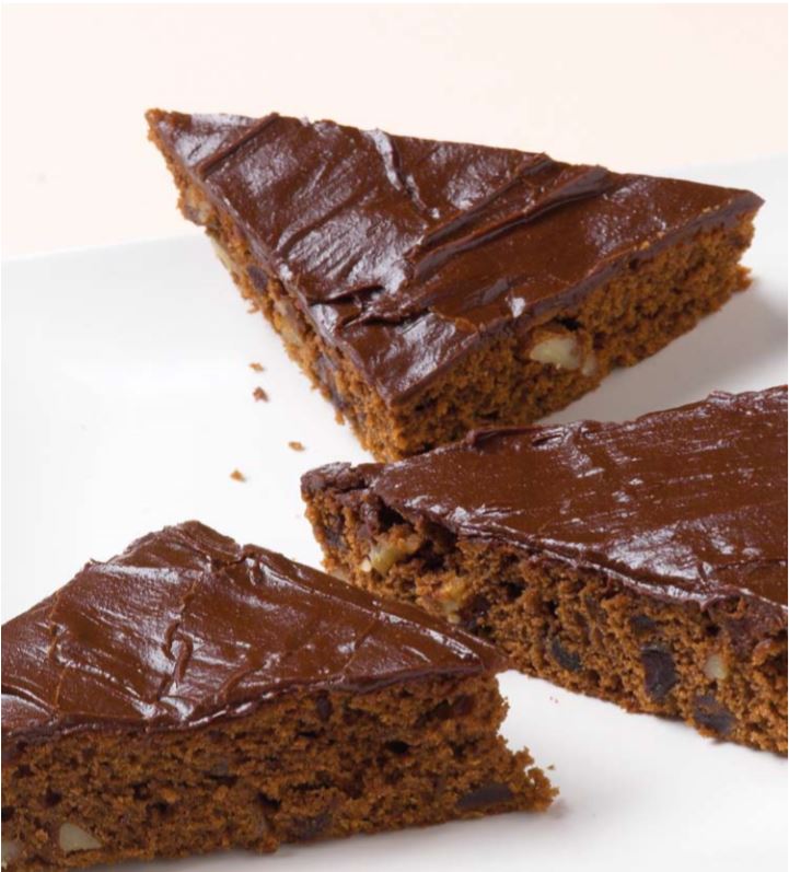 Fudge and Date Slice