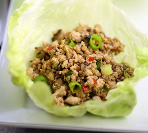 Minced Beef in Lettuce Leaves